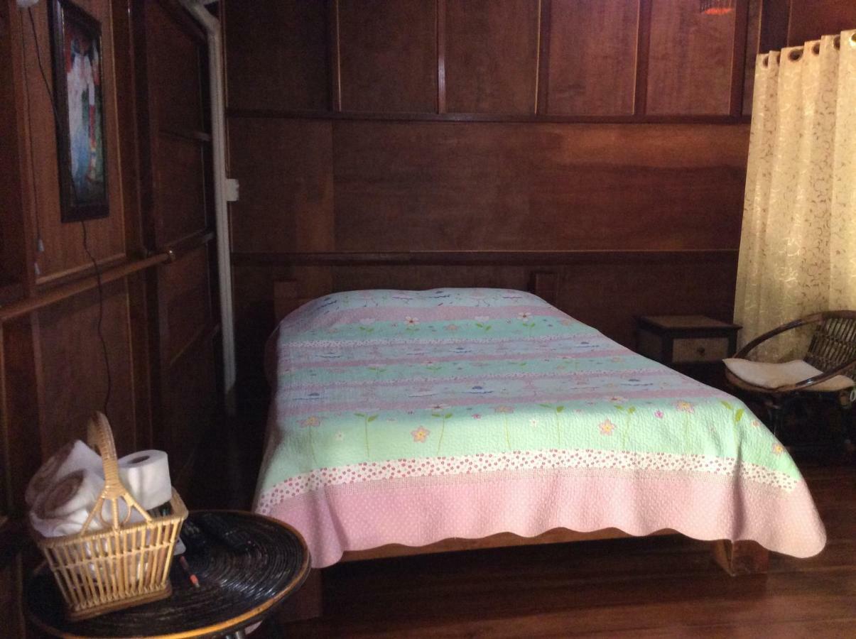 Settee Homestay Nan Eksteriør billede