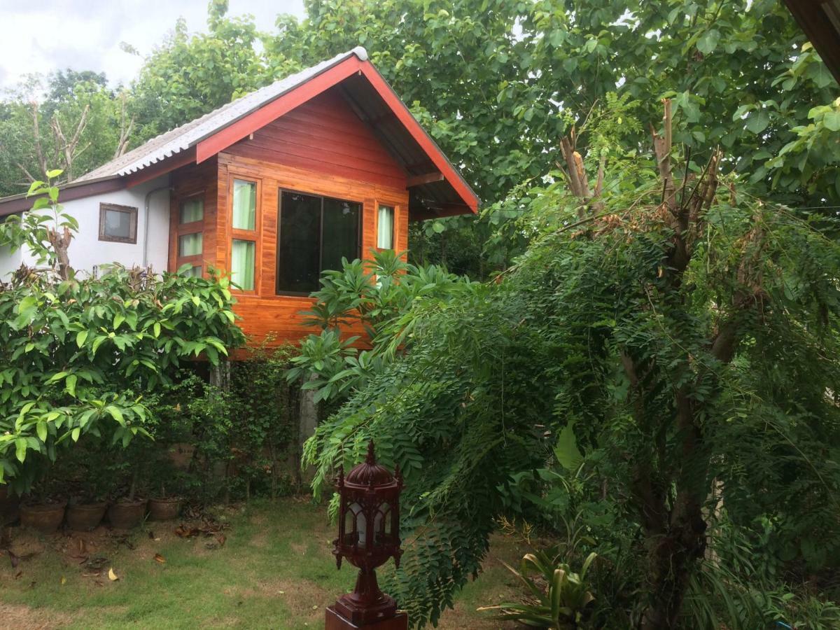 Settee Homestay Nan Eksteriør billede