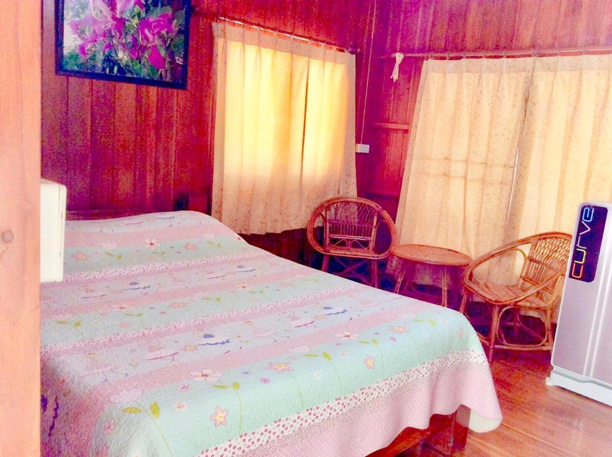 Settee Homestay Nan Eksteriør billede